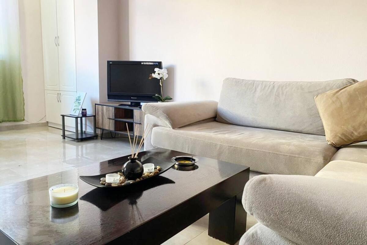 Ultra Apartments 'New Baazar 2' Tirana Zewnętrze zdjęcie