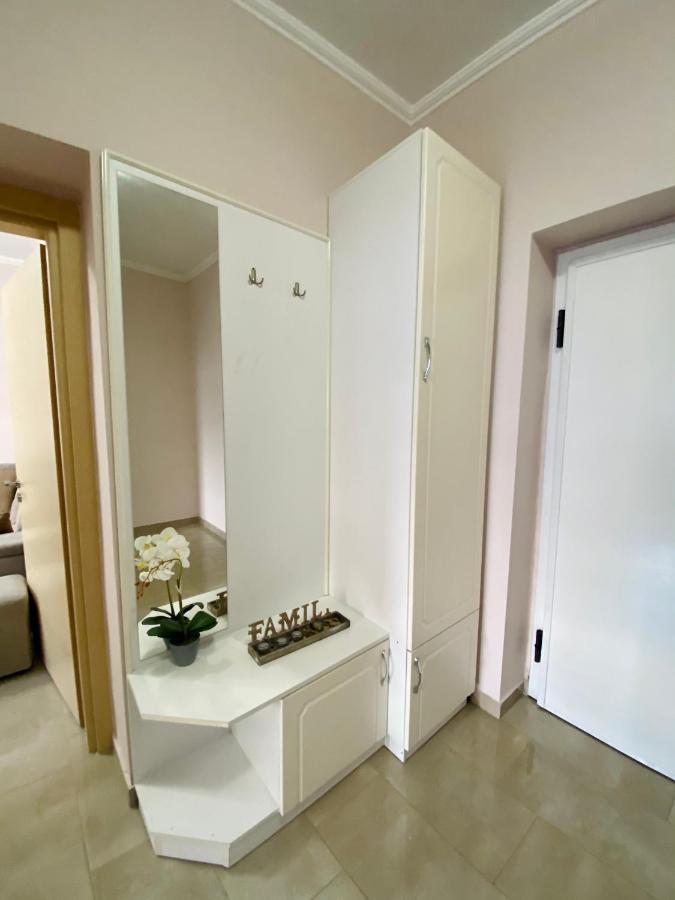 Ultra Apartments 'New Baazar 2' Tirana Zewnętrze zdjęcie