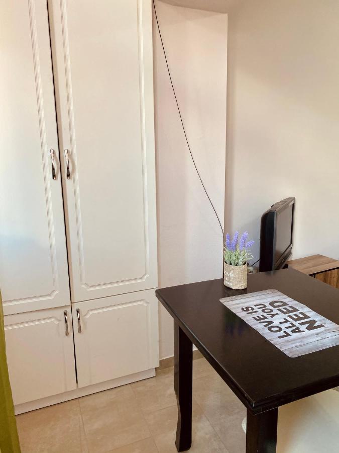 Ultra Apartments 'New Baazar 2' Tirana Zewnętrze zdjęcie