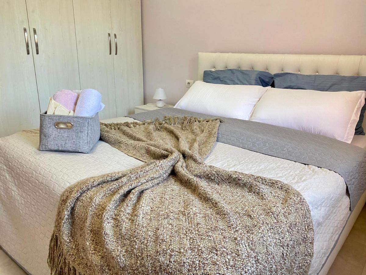 Ultra Apartments 'New Baazar 2' Tirana Zewnętrze zdjęcie