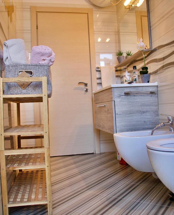 Ultra Apartments 'New Baazar 2' Tirana Zewnętrze zdjęcie